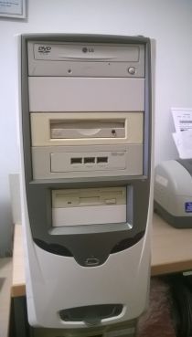 5319587 Computer Pentium 4 